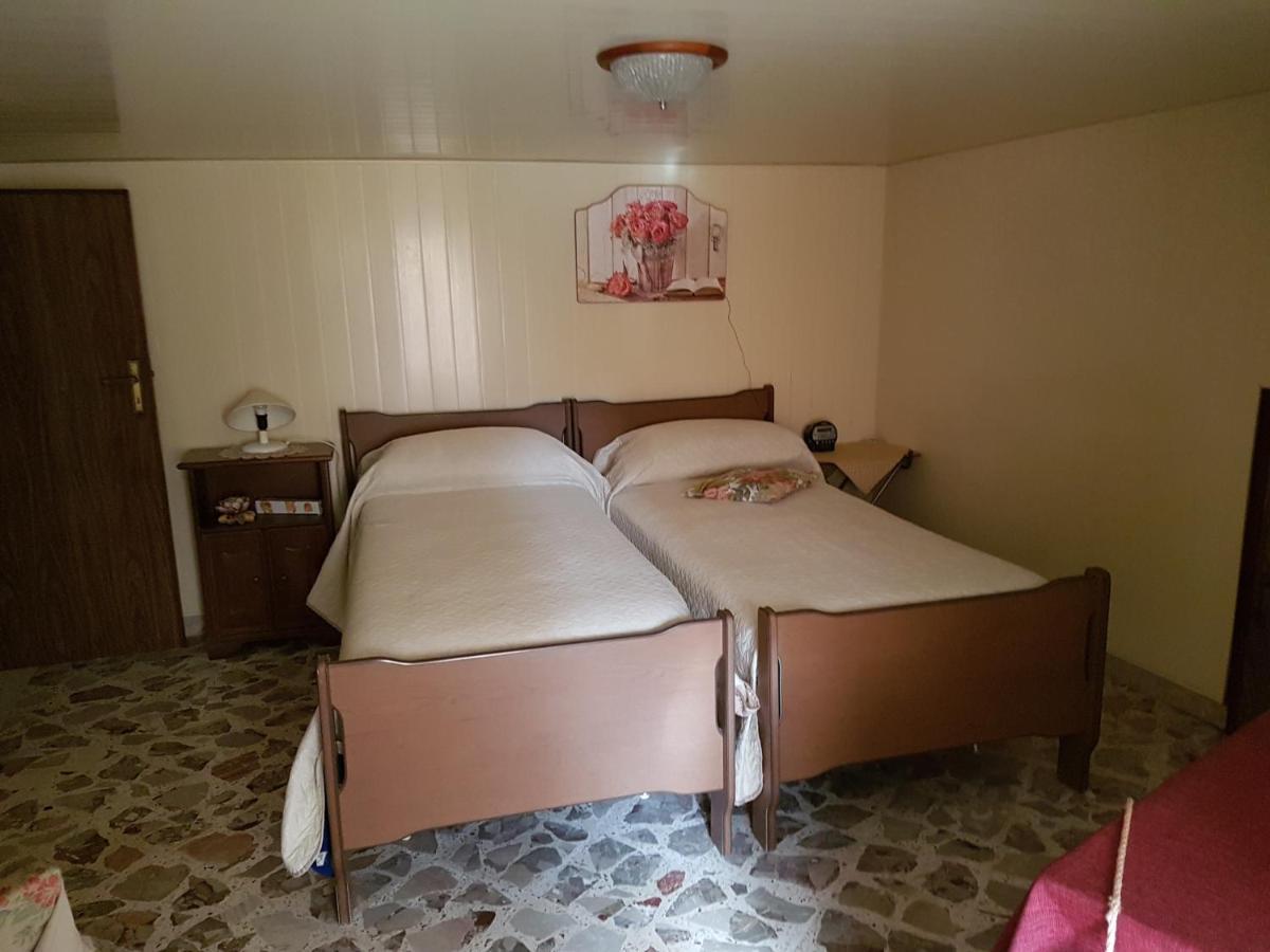 La Nicchia Di Gangi Apartment Ngoại thất bức ảnh