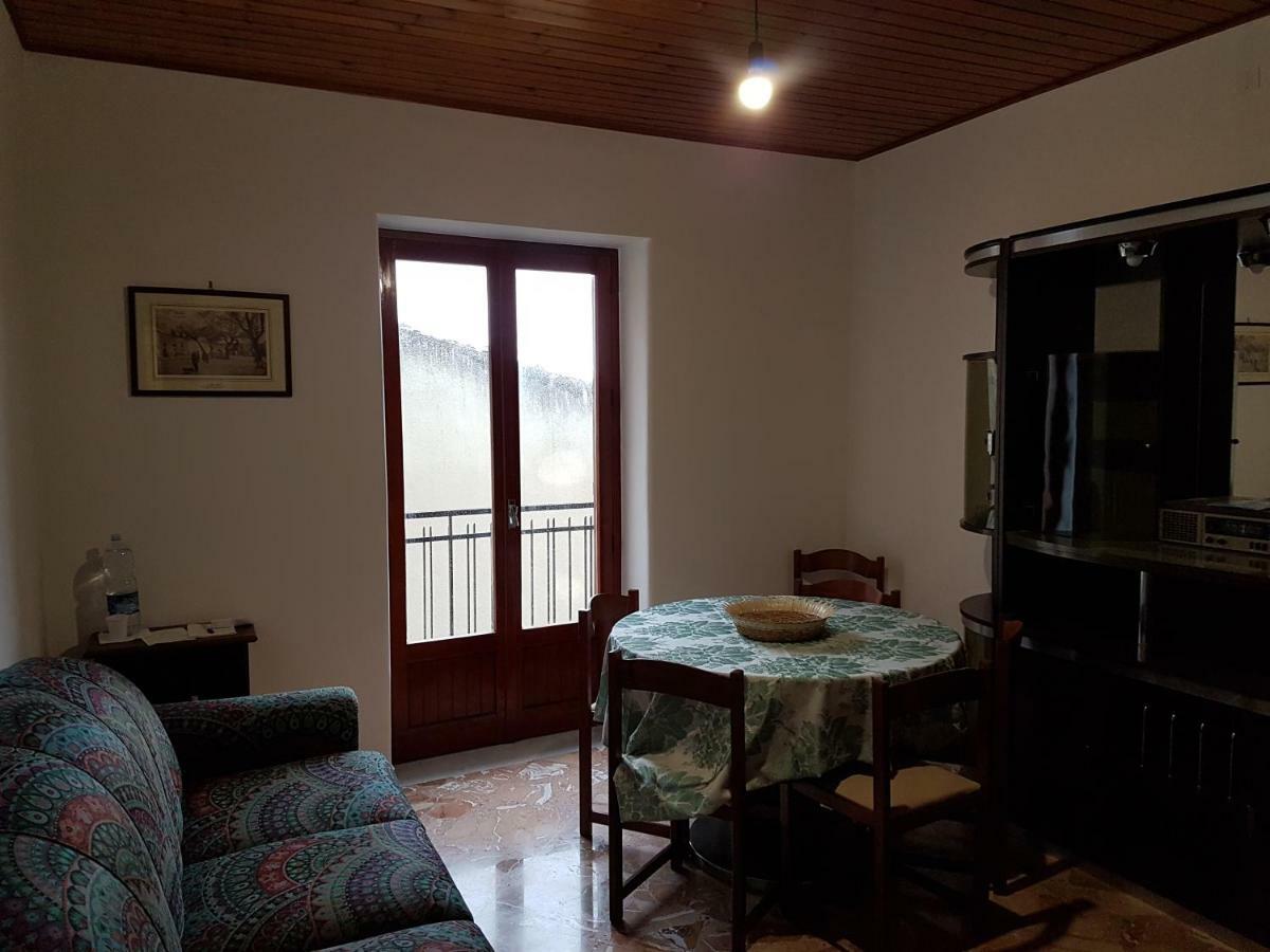 La Nicchia Di Gangi Apartment Ngoại thất bức ảnh