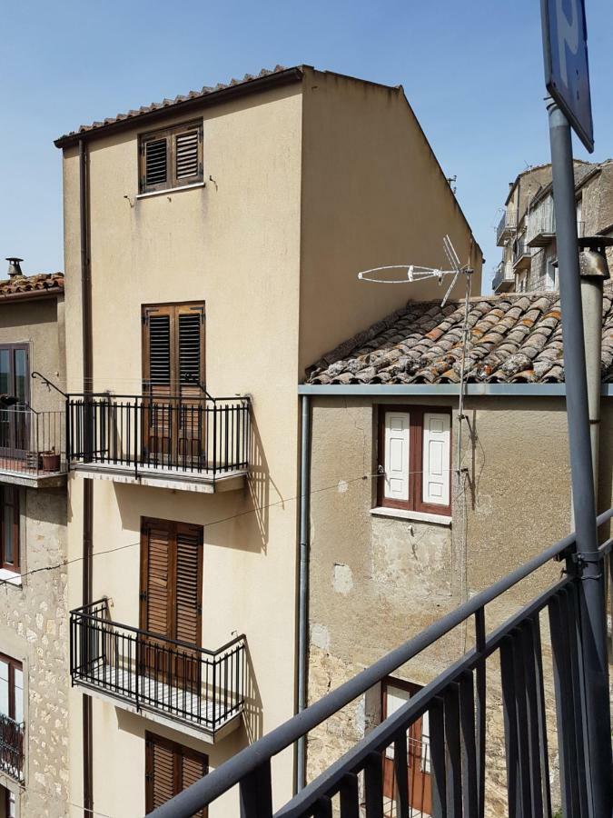 La Nicchia Di Gangi Apartment Ngoại thất bức ảnh