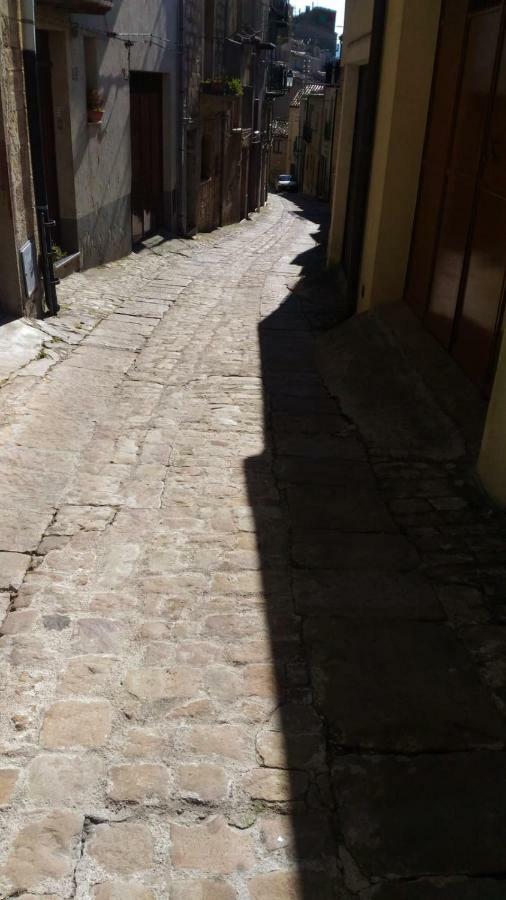 La Nicchia Di Gangi Apartment Ngoại thất bức ảnh